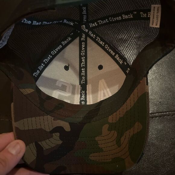 AUS Camouflage Trucker Cap - Austin - Picture 4 of 6